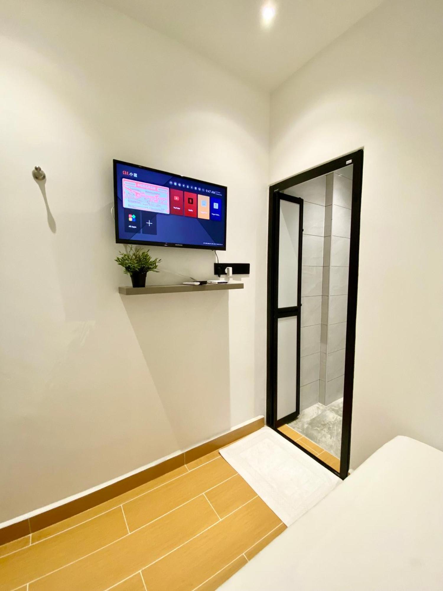 The 6N By Sky Hive Hotel George Town  Kültér fotó