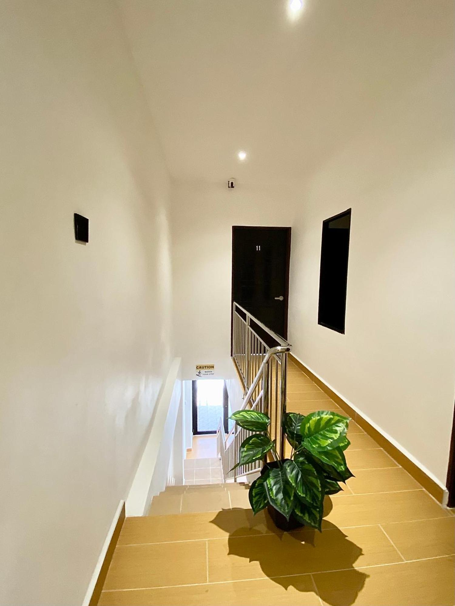 The 6N By Sky Hive Hotel George Town  Kültér fotó