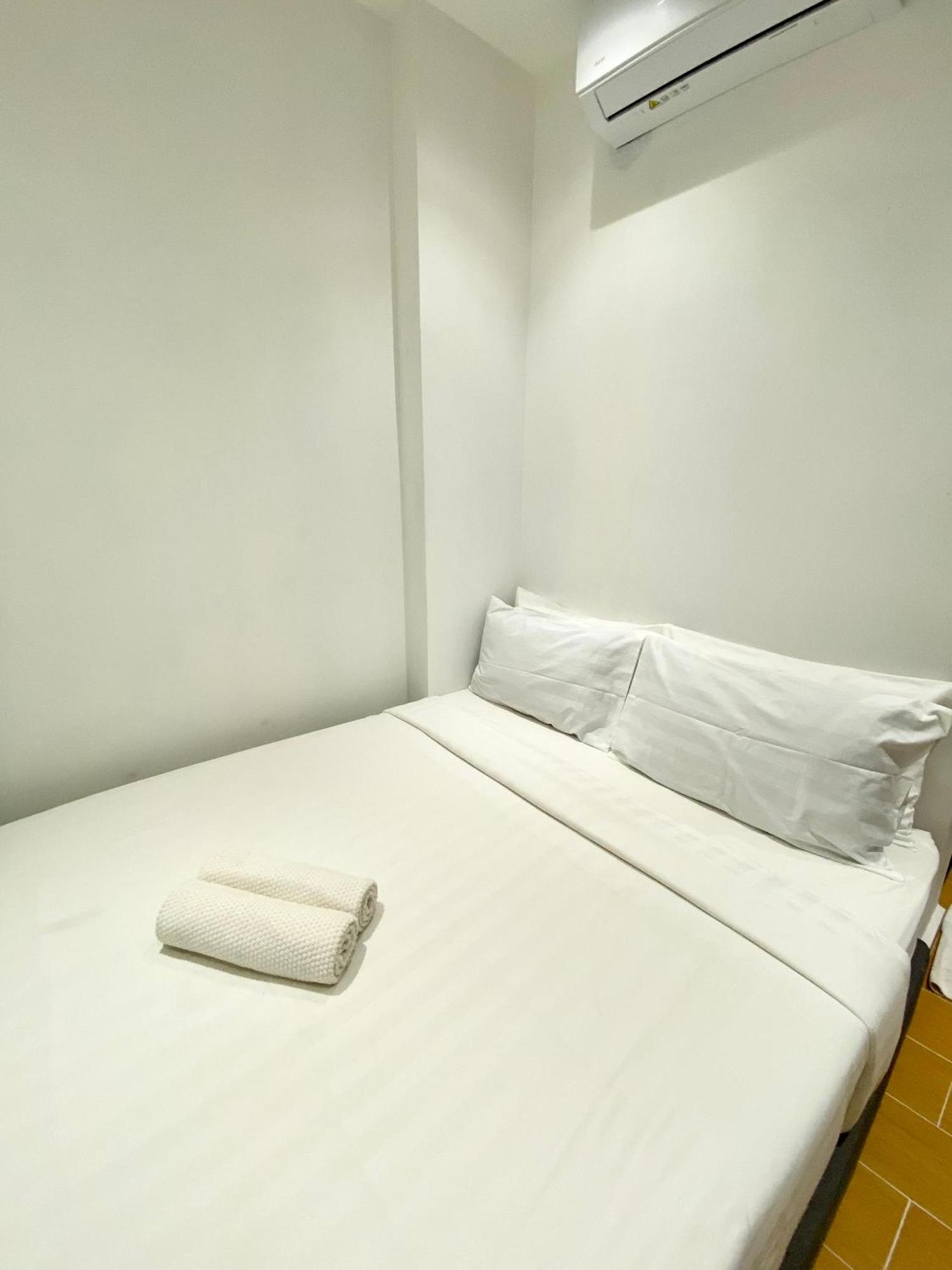 The 6N By Sky Hive Hotel George Town  Kültér fotó
